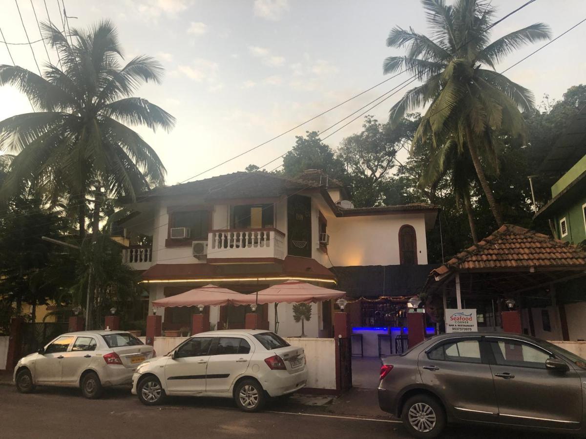 Big Daddy'S Inn Кандолим Екстериор снимка